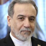Iran FM challenges CIA issues warning to Washington