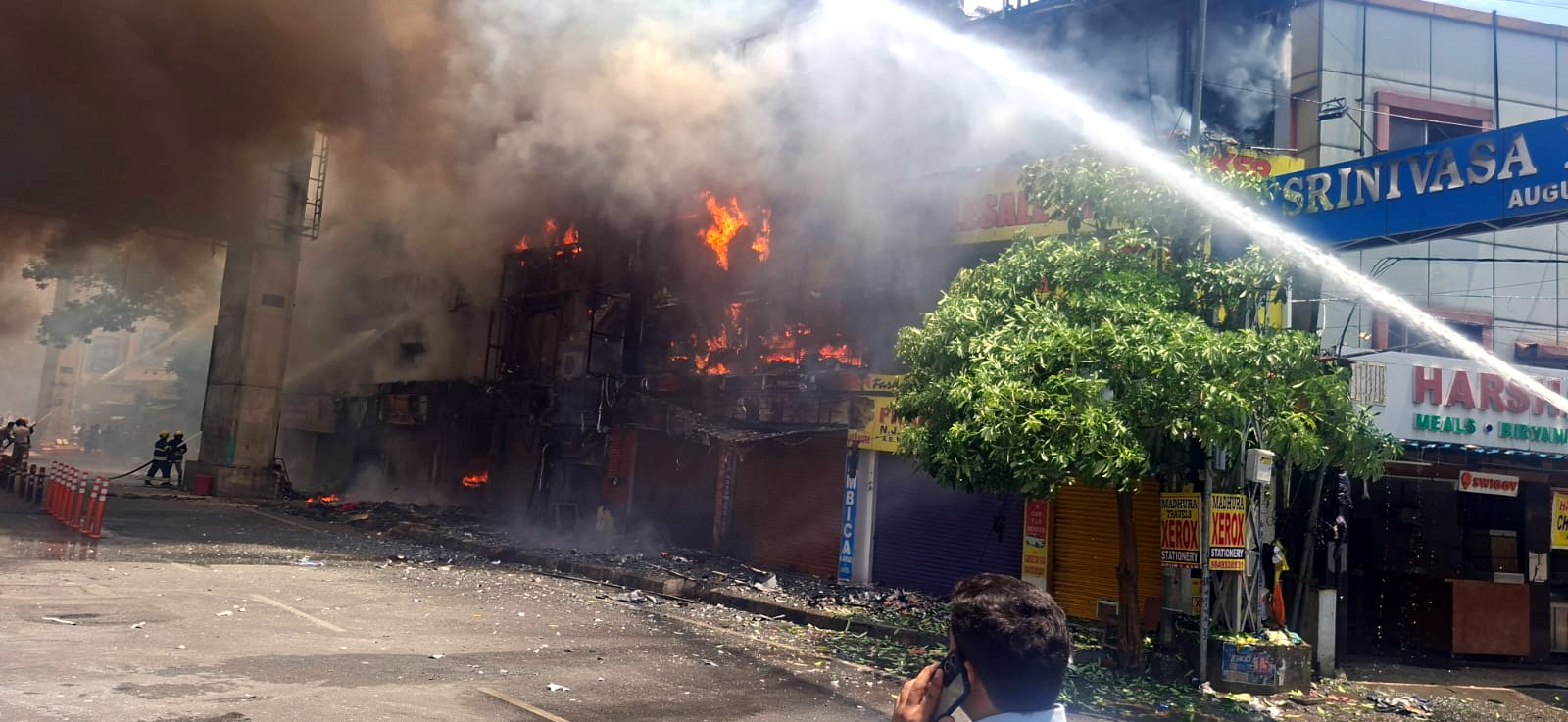 Major Fire, KSR shopping complex, Hyderabad