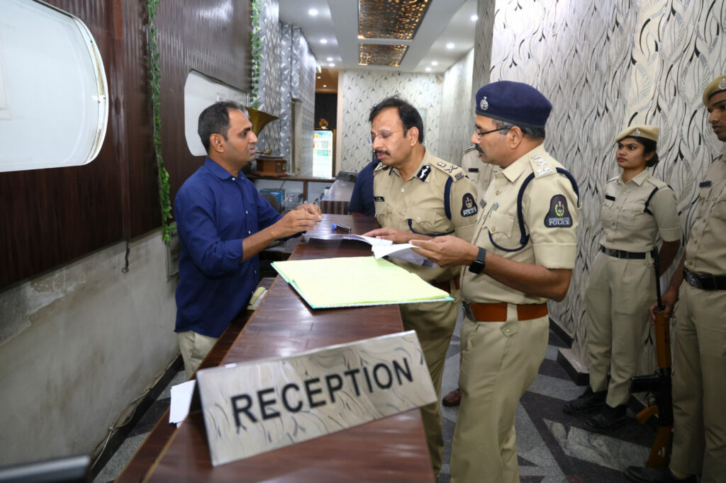 City police inspect hotels and lodges